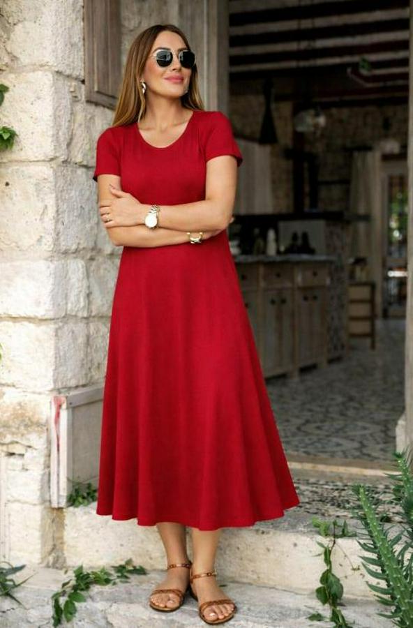 Kısa Kollu V Yakalı Yırtmaçlı Midi Viskon Elbise