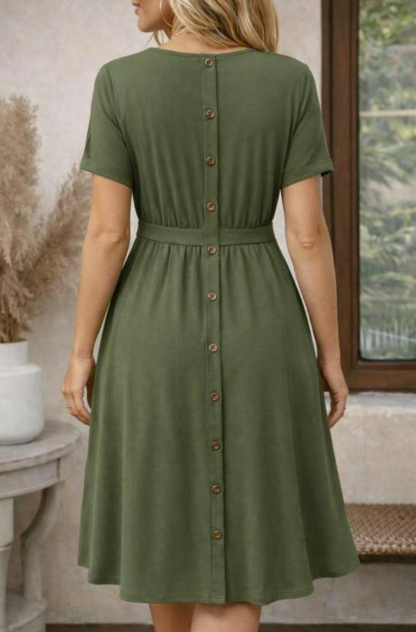 Kısa Kollu Yuvarlak Yaka Arkadan Düğmeli Viskon Midi Elbise