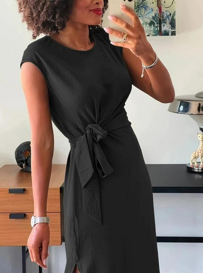 Kısa Kollu Yuvarlak Yaka Belden Bağcıklı Önden Yırtmaçlı Aerobin Elbise