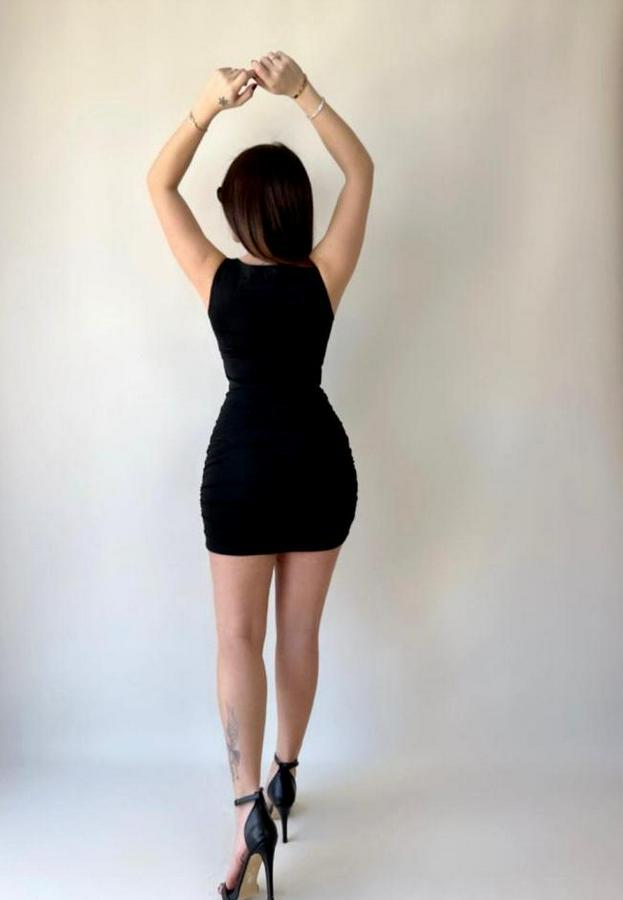 Omuz Askılı Armut Yaka Büzgü Ve Göbek Dekolteli Mini Elbise