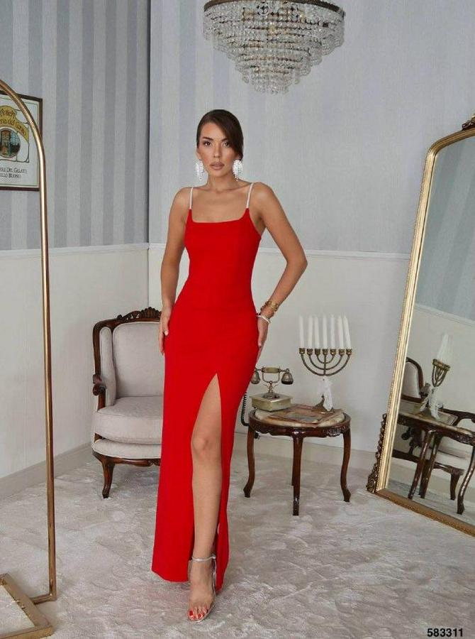 Omuz Askılı Derin Yırtmaç Detay Maxi Boy Elbise