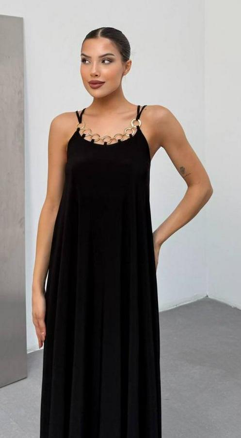 Omuz Askılı Kuş Gözü Zincir Detay Sandy Kumaş Maxi Boy Elbise