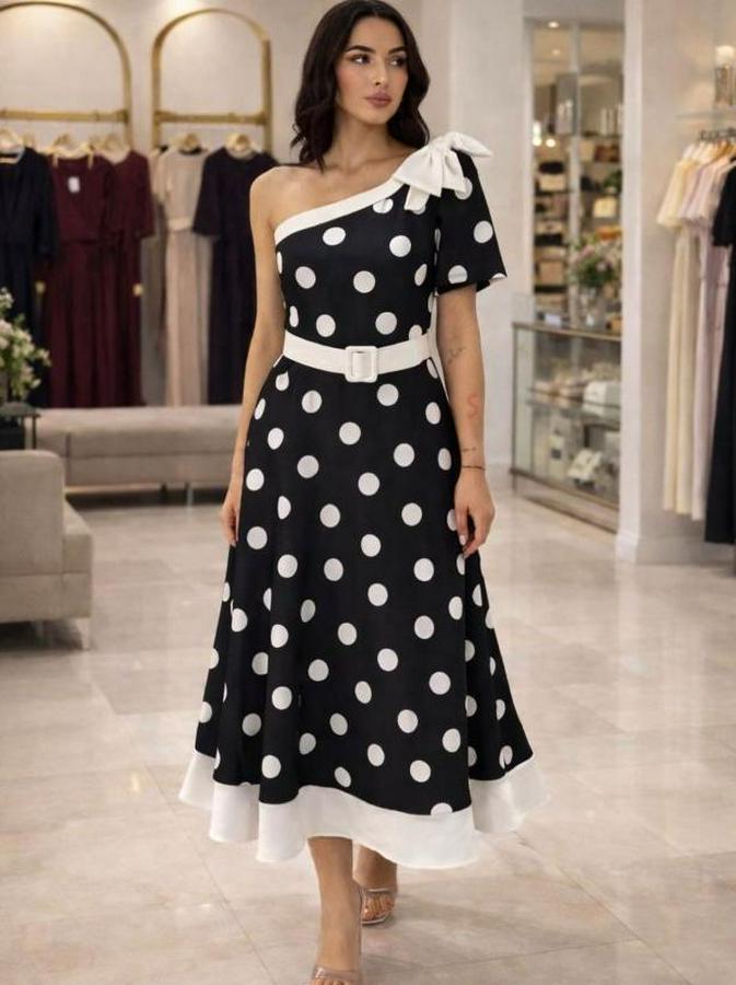 Omuz Dekolteli Fiyonk Ve Puantiye Detay Maxi Boy Elbise