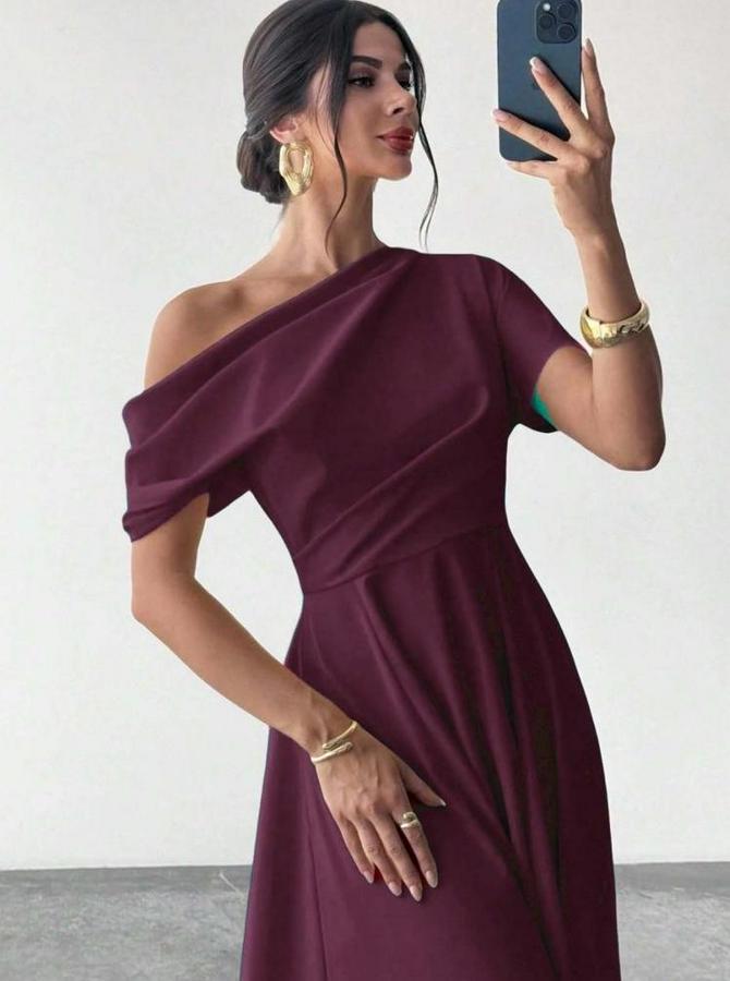 Omuzdan Açık Kısa Kollu Omuzdan Pileli Uzun Janjan Krep Elbise