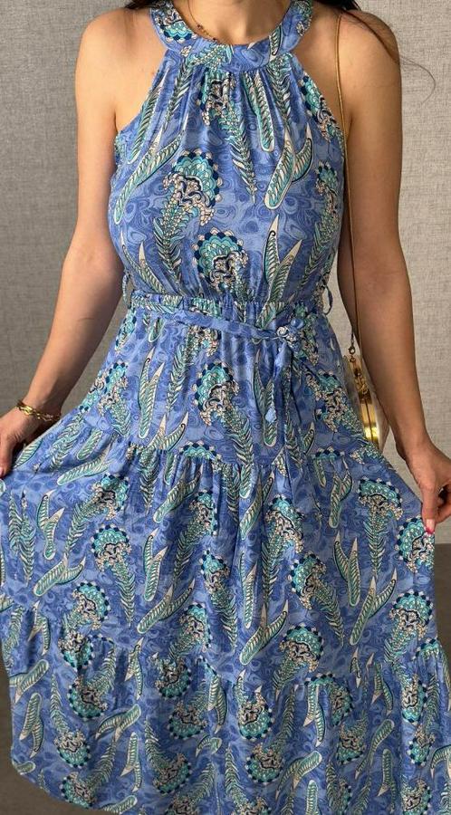 Omuzlardan Açık Boyundan Geçmeli Desenli Süprem Bluz