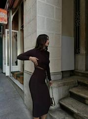 Sandy Kumaş Drabe Yaka Belinde Tül Detaylı Midi Boy Elbise