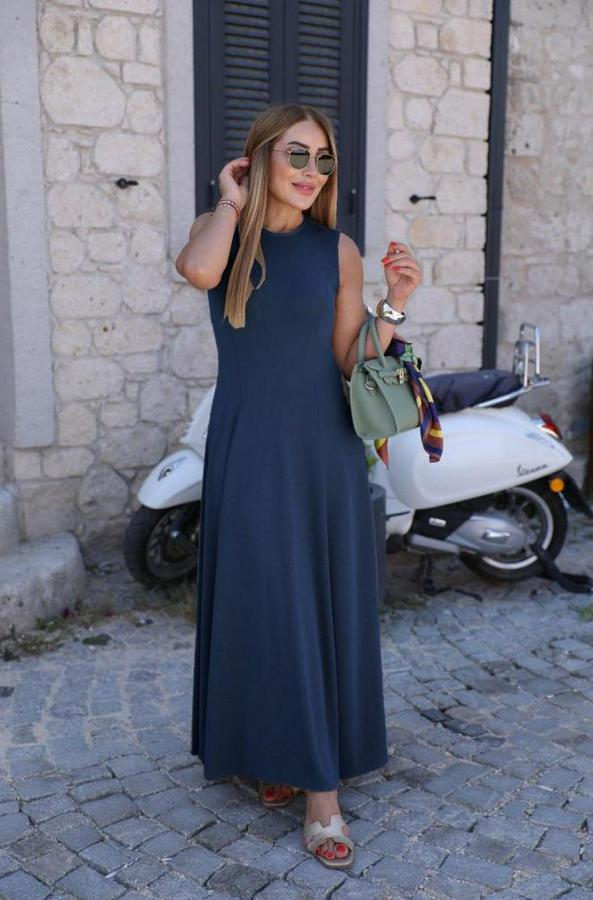 Sıfır Kollu Bisiklet Yaka Viskon Elbise