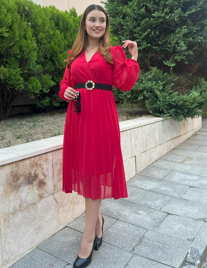 Şifon Kumaş Astalı Kloş Kesim Kruvaze Yaka Midi Boy Elbise