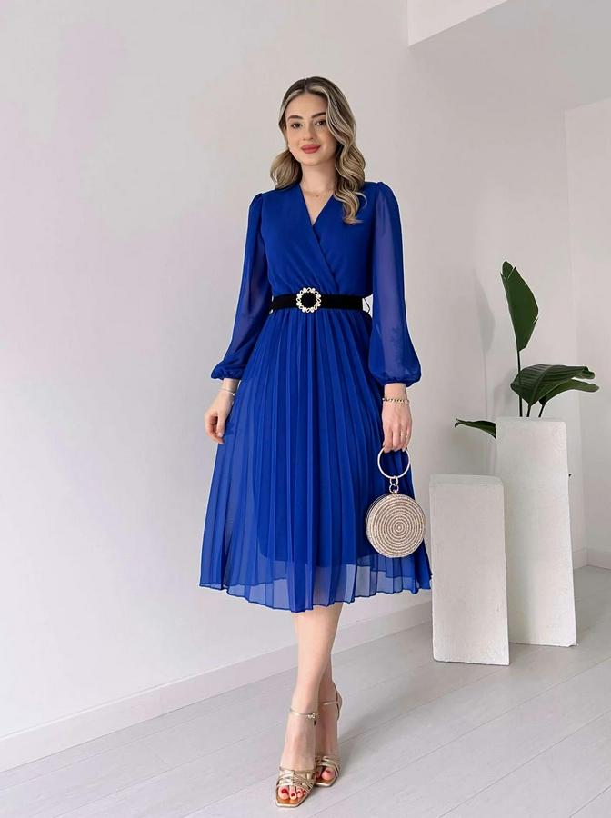 Şifon Kumaş Astalı Kloş Kesim Kruvaze Yaka Midi Boy Elbise