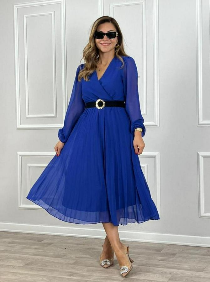 Şifon Kumaş Astalı Kloş Kesim Kruvaze Yaka Midi Boy Elbise