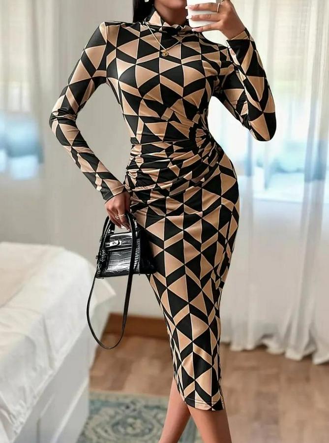 Uzun Kollu Balıkçı Yaka Yandan Büzgülü Yırtmaçlı Modal Midi Elbise