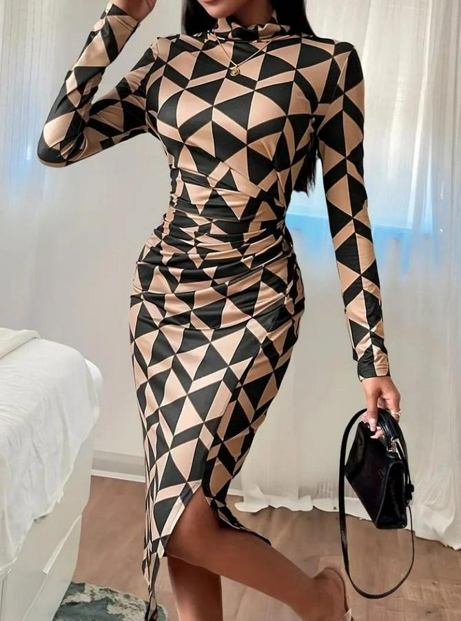 Uzun Kollu Balıkçı Yaka Yandan Büzgülü Yırtmaçlı Modal Midi Elbise