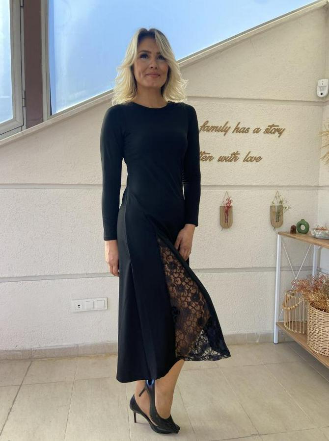 Uzun Kollu Bisiklet Yaka Sırt Dekolteli Dantel Yırtmaçlı Uzun Krep Elbise