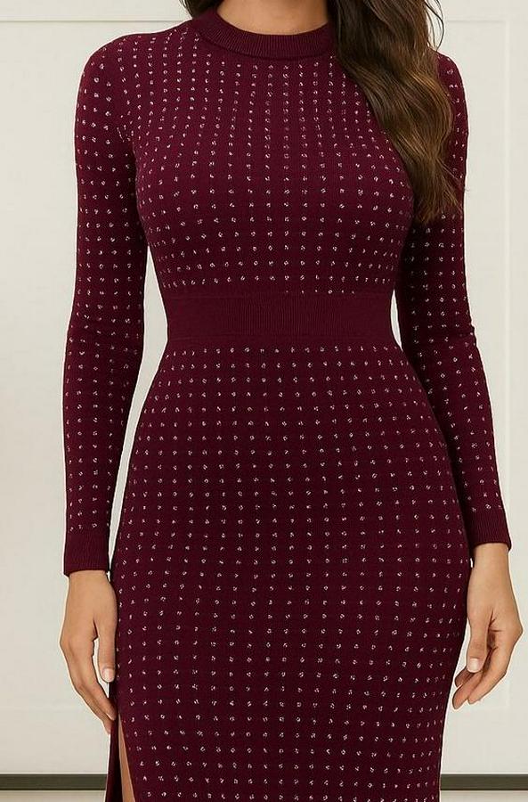 Uzun Kollu Bisiklet Yaka Taşlı Midi Kadife Elbise