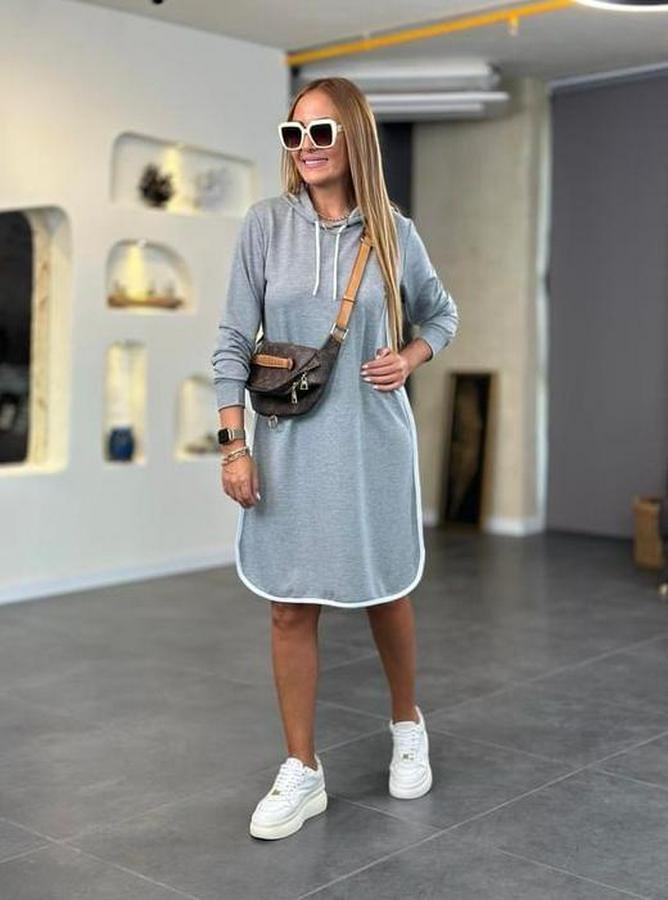 Uzun Kollu Kapüşon Ve Ribana Detay Diz Üstü Elbise