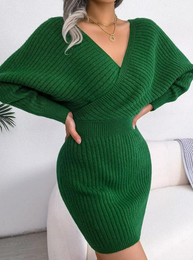 Uzun Kollu Kruvaze Geniş Yakalı Mini Triko Elbise