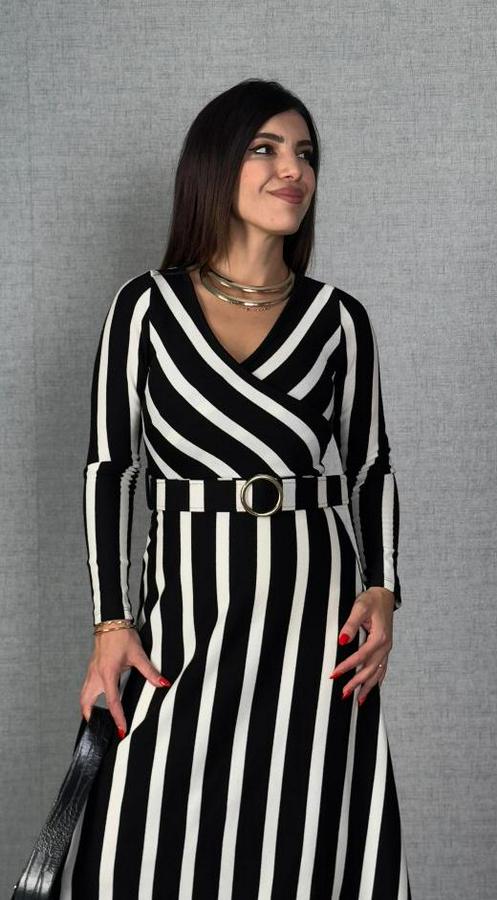 Uzun Kollu Kruvaze Yaka Kemer Dahil Çizgili Triko Elbise