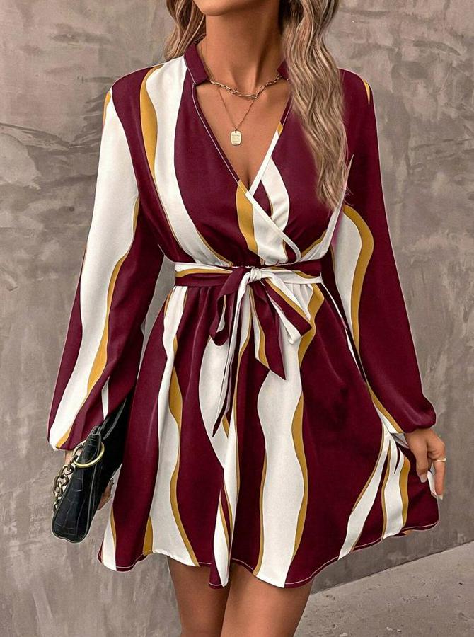 Uzun Kollu Kruvaze Yakalı Desenli Modal Mini Elbise