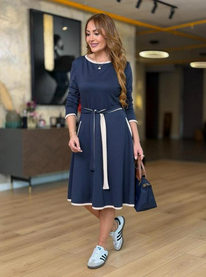 Uzun Kollu Kuşak Dahil Midi Boy Lbise