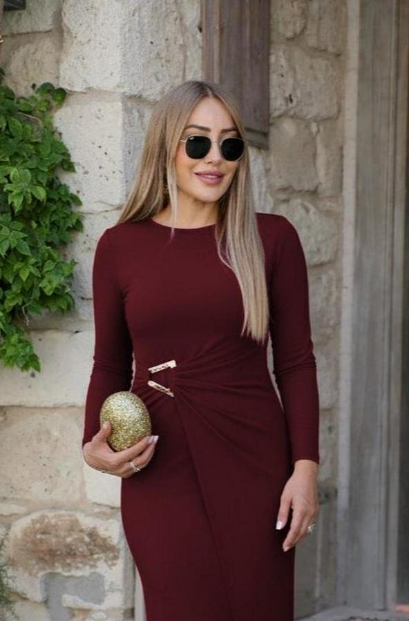 Uzun Kollu Önden Çapraz Detaylı Yandan Toka Detaylı Uzun Sandy Elbise