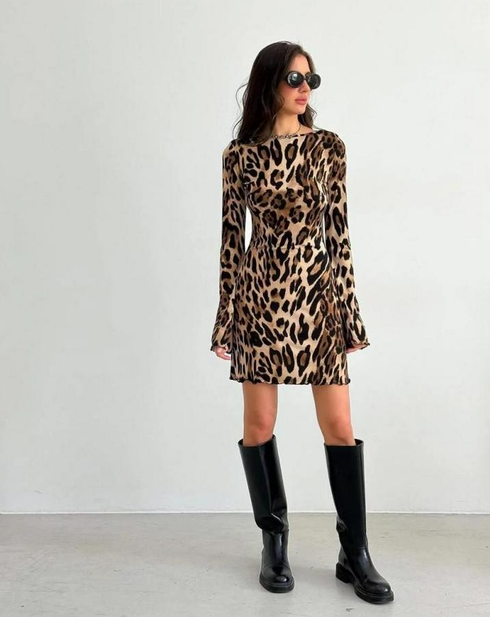 Uzun Kollu Sırtı Açık Bağlamalı Leopar Desenli Kısa Dalgıç Elbise