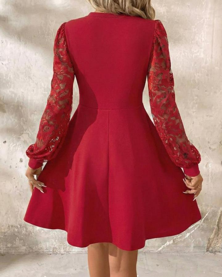 Uzun Kollu Yuvarlak Damla Detaylı Kolları Tül Detaylı Kısa Ithal Krep Elbise