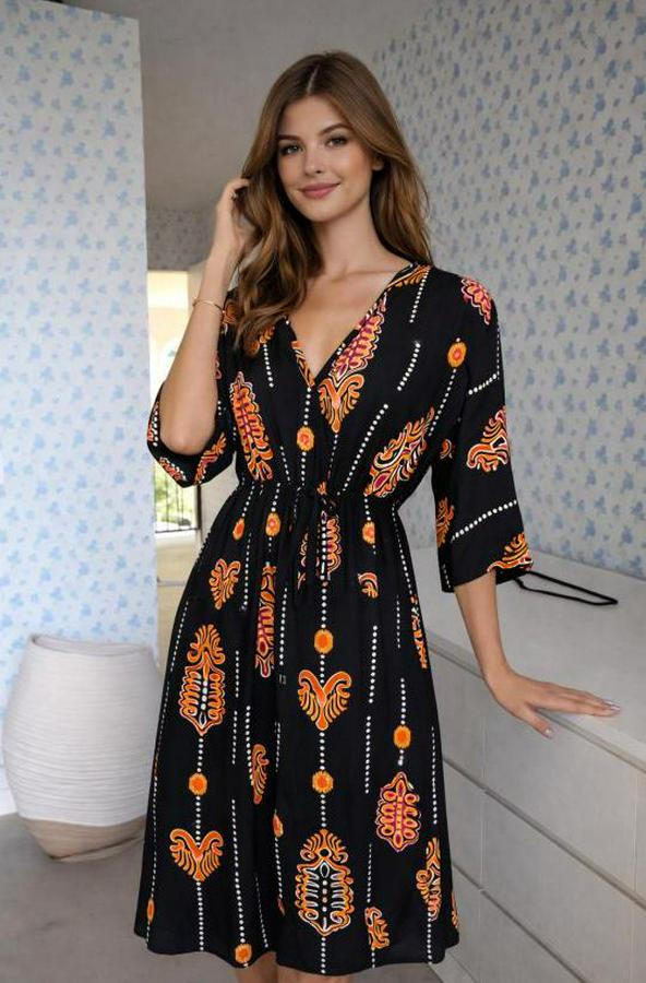 V Yaka Beli Bağçık Detay Etnik Desen Baskılı Midi Boy Elbise