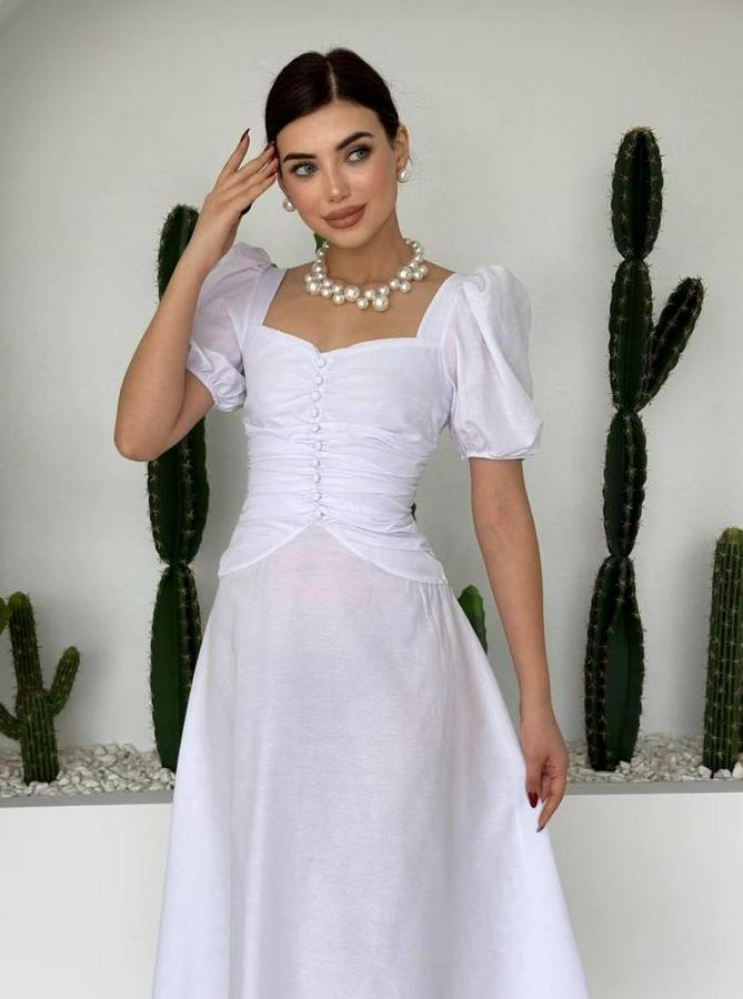 Kare Yaka Düğmeli Elbise