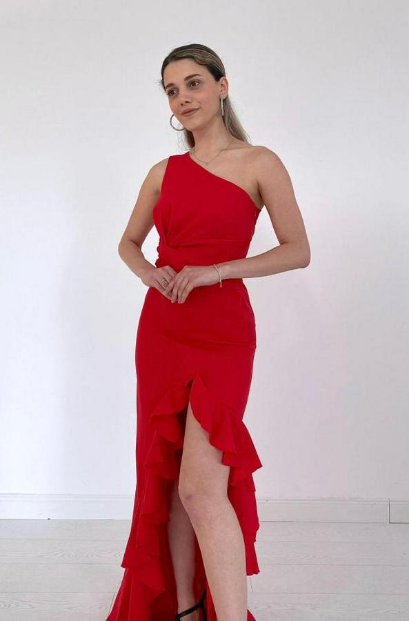 Kırmızı Yırtmaçlı Volanlı Elbise