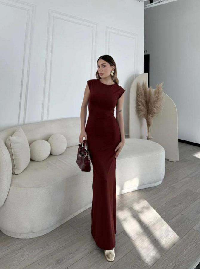 Kolsuz Uzun Likralı Elbise