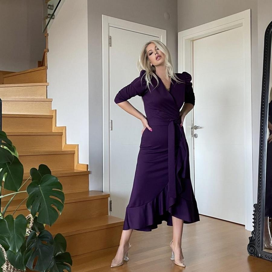 Krep Kumaş Midi Boy Kuşaklı Uzunkol Elbise