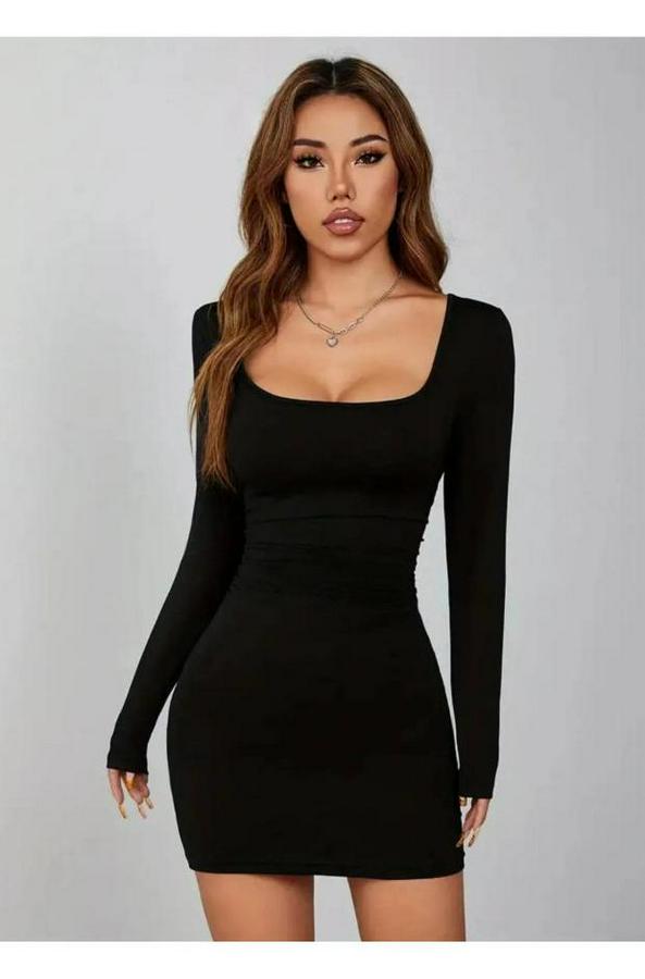 Siyah Kare Yaka Uzun Kollu Likralı Mini Elbise