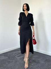 Siyah Yırtmaçlı Jakar Elbise