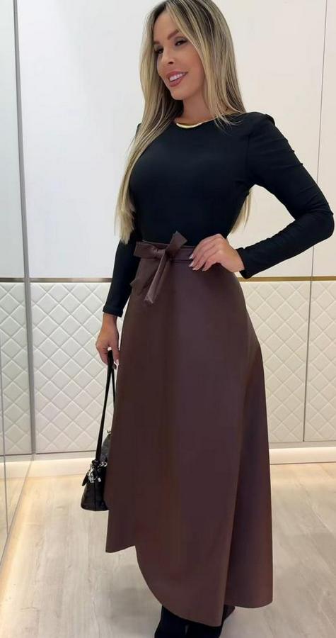 Belden Kuşaklı Uzun Deri Etek