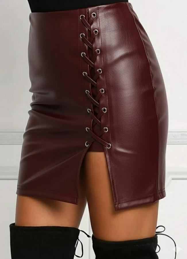 Yüksek Bel Yandan Çapraz Bağcıklı Yırtmaçlı Mini Deri Etek