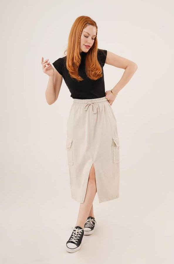 Ön Yırtmaçlı Cep Detaylı Krem Etek