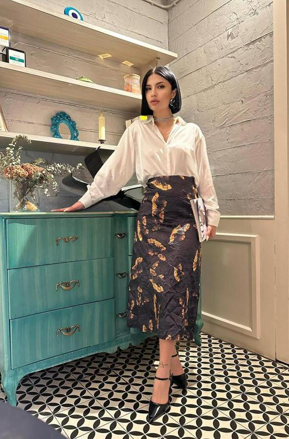 Siyah Baskılı Kroşetalı Etek