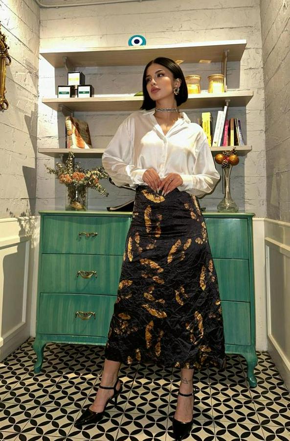 Siyah Baskılı Kroşetalı Etek