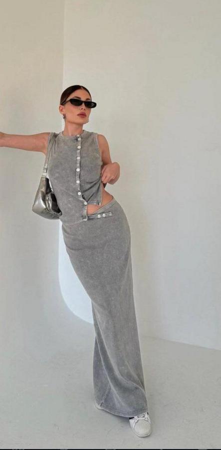 Uzun Etekli Önü Düğmeli Badi Ikili Takım- Gri