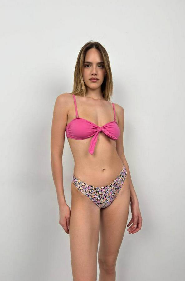 Fiyonk Detay Çiçekli Bikini Takım