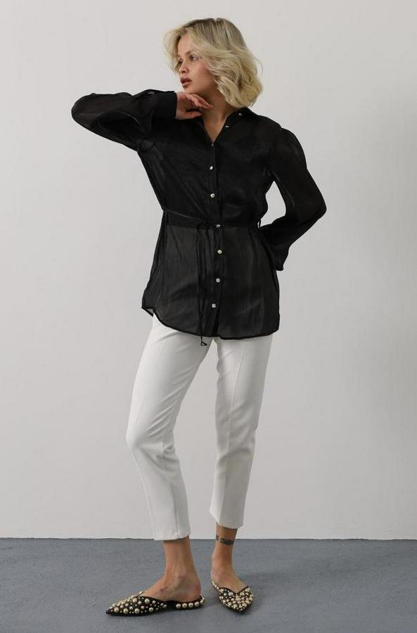 Belden Bağlamalı Uzun Kol Gömlek