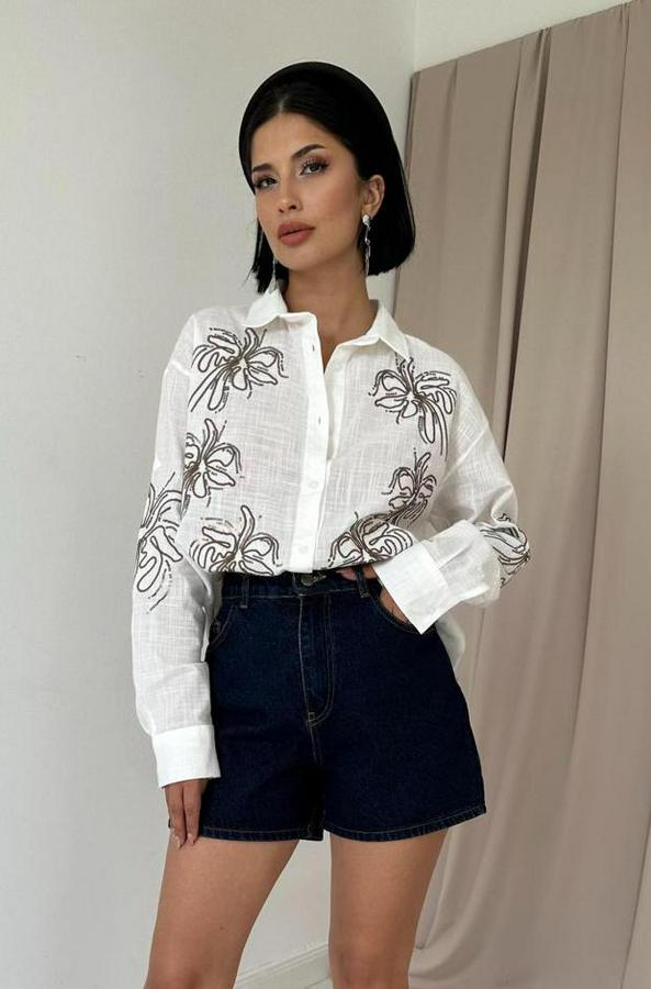 Beyaz Flamlı Keten Nakışlı Pullu Gömlek