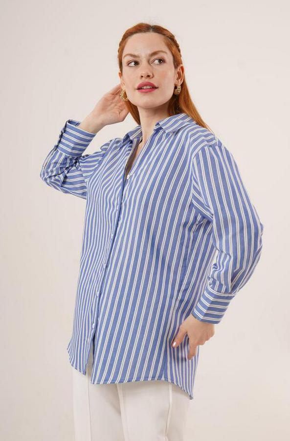 Çift Çizgi Geçişli Düğmeli Mavi Gömlek