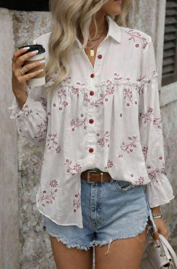 Nakış Işlemeli Kolu Volanlı Gömlek