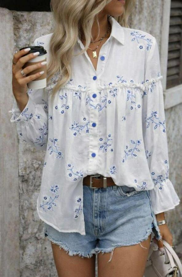 Nakış Işlemeli Kolu Volanlı Gömlek