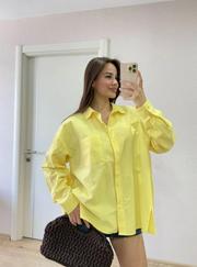 Yakalı Yandan Yırtmaçlı Gömlek