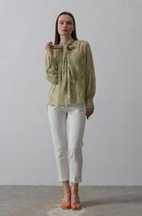 Yakası Fularlı Şifon Gömlek