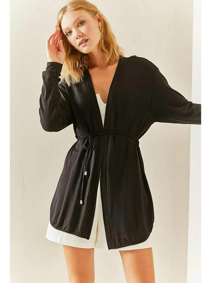 Uzun Kollu Bağcık Detay Hırka