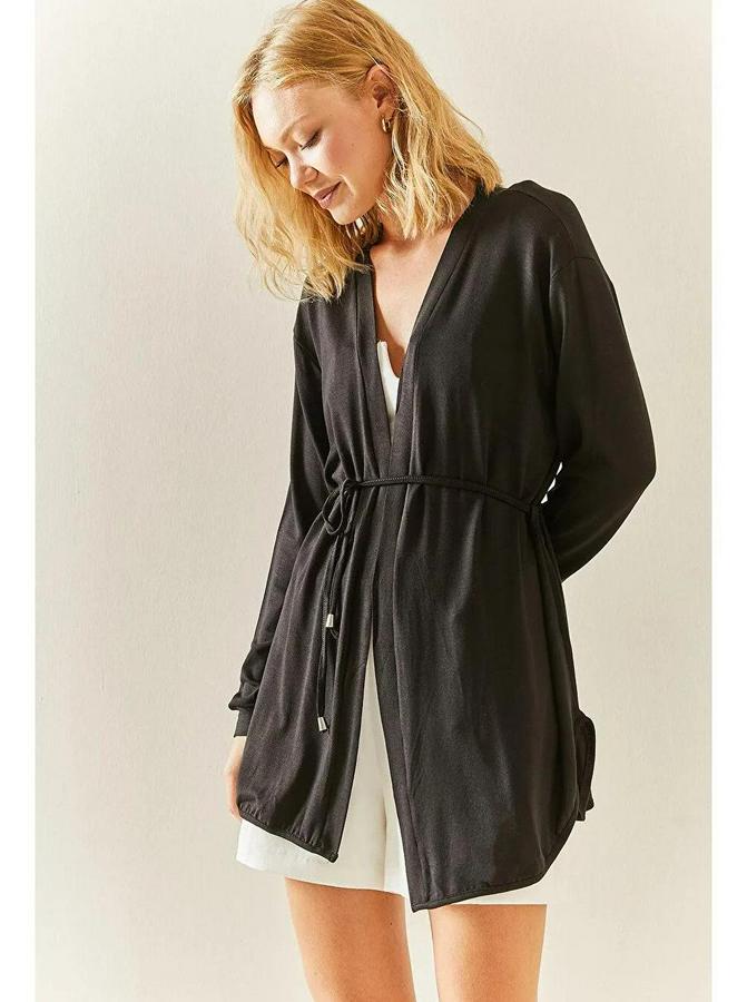 Uzun Kollu Bağcık Detay Hırka