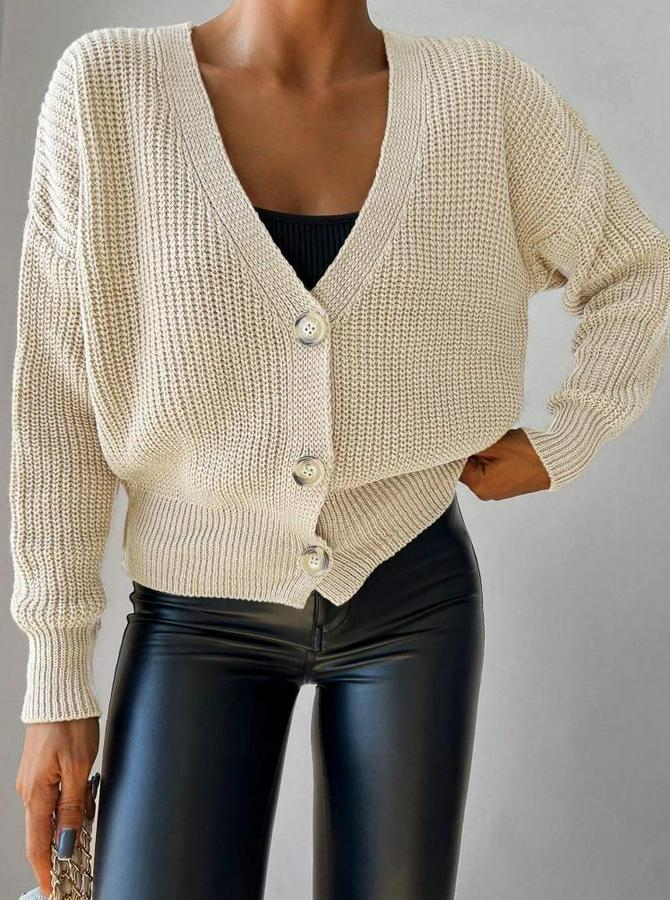 Uzun Kollu Düğme Detay Triko Bluz